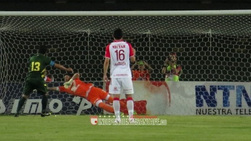 Santa fe se quedó con el juego de ida de los 4tos de final de Copa Postobón. 1 Deportes Quind%C3%ADo vs Santa Fe 13 de 1 660x330 Copiar1