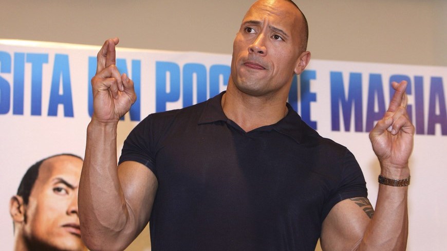 La serie "Baywatch" será llevada al cine con Dwayne Johnson como protagonista