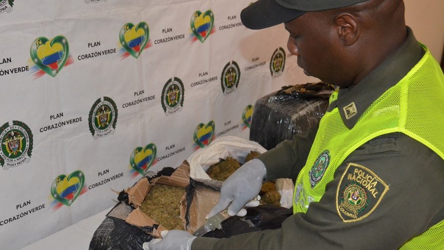 Marihuana y mercancía de contrabando incautó la Policía en empresas de encomiendas 2 Foto: Policía Metropolitana