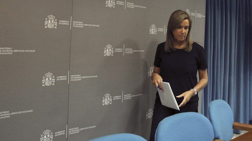 Ana Mato, momentos antes del inicio de la rueda de prensa. EFE