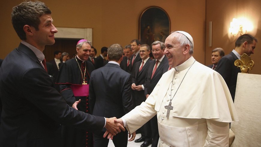 El papa Francisco recibió al Bayern Múnich 2