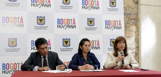 Alcalde Gustavo Petro respalda a recicladores de Bogotá