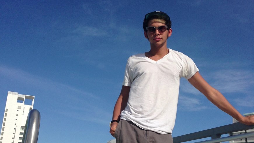 Israel Hernández - Foto Internet