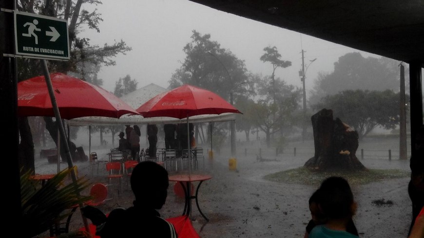 Afectaciones en el metrocable e inundaciones dejan las lluvias en Medellín. Fotos 8 Foto: Cortesía
