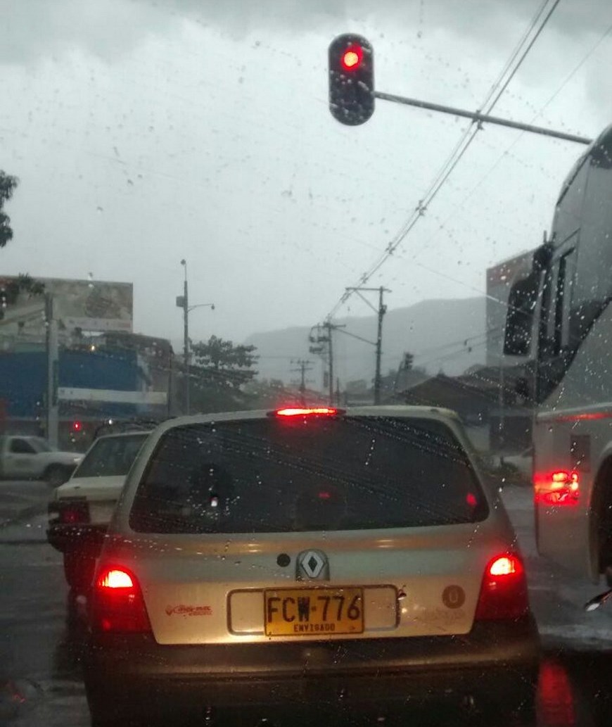 Afectaciones en el metrocable e inundaciones dejan las lluvias en Medellín. Fotos 5 Foto: Cortesía