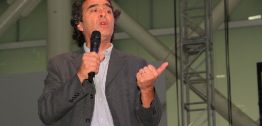 En un 30 por ciento ha aumentado el flujo de vehículos por la vía a Urabá