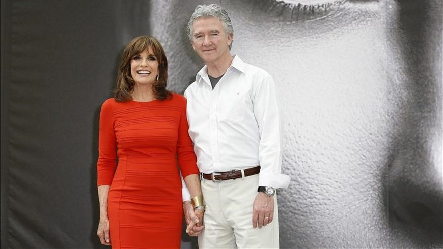 Patrick Duffy y su compañera de reparto Linda Gray, ambos de la serie de televisión "Dallas". EFE/Archivo