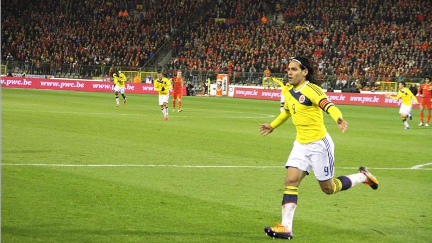 Colombia, con goles de Falcao y Bacca, se reencuentra con su mejor fútbol ante El Salvador 2 Falcao celebra un gol con la selección Colombia. EFE
