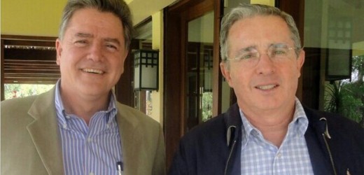 Juan Carlos Vélez Uribe se inscribe como precandidato del Centro Democrático para la Alcaldía de Medellín