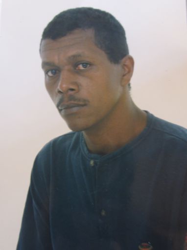 Luis Efrén Velásquez Cárdenas de 49 años