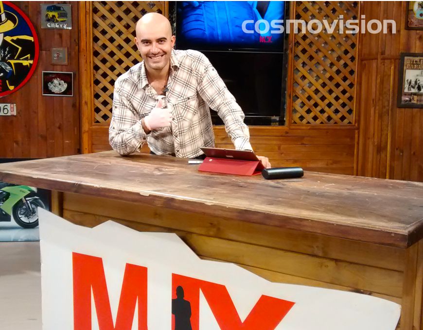 Alejandro Lópera de Muy Masculino, se une a la campaña "Modo Rosa"