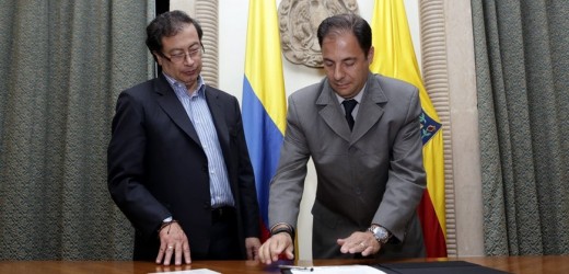 Se posesionó nuevo director general de la Caja de Vivienda Popular