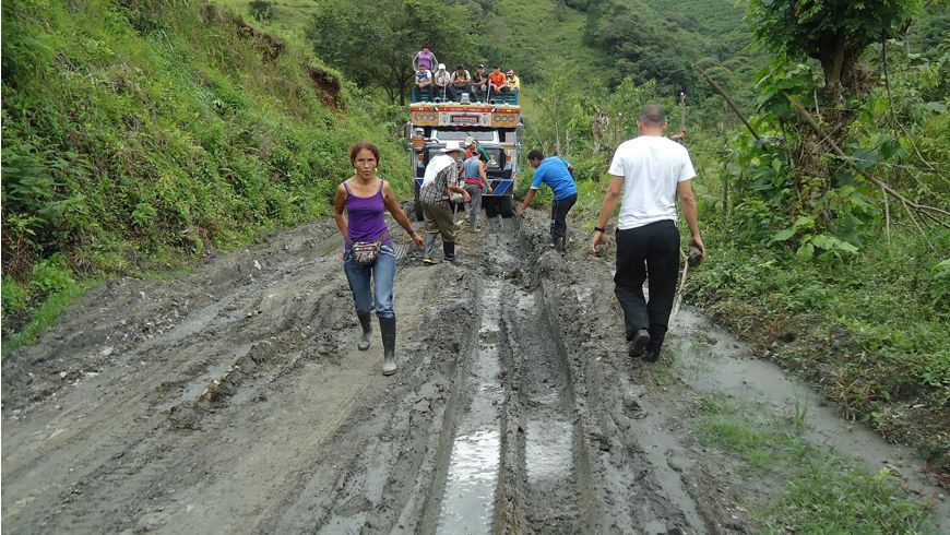 Vía Santa Rita - Ituango. Foto: Diana Alzate y Yudy Angulo