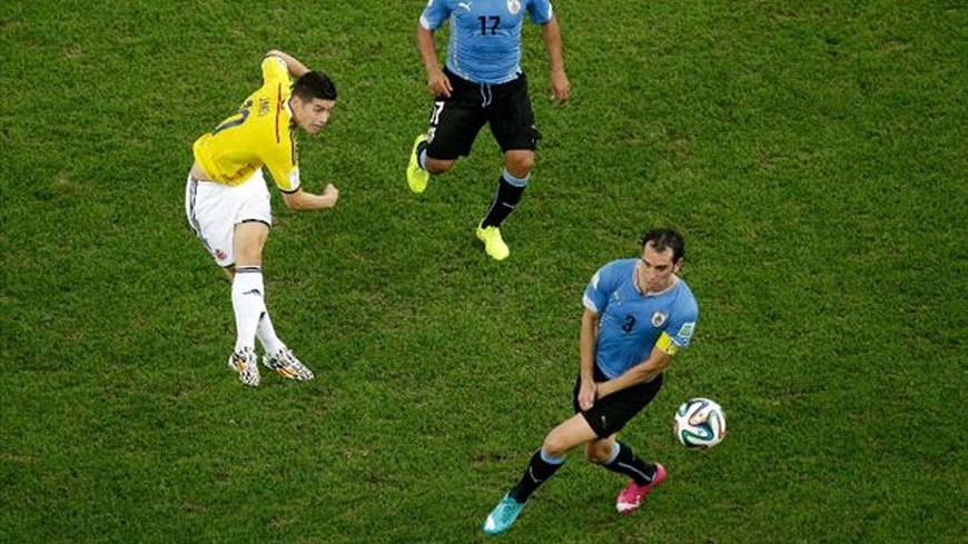 Foto Internet - Gol James Rodrígueza Uruguay Brasil 2014