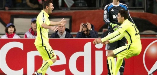 Con doblete Lionel Messi marca récord y mete al Barcelona en la siguiente fase de Liga de Campeones.