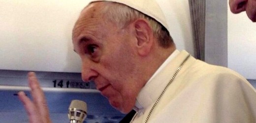El papa reconoce que existe una “amenaza real” de terrorismo