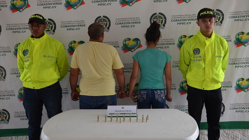 Una pareja que cargaba munición fue capturada en Caucasia 2 Foto: Policía Antioquia