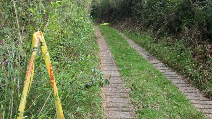 A puñaladas asesinaron a un hombre en una vereda de Santa Elena 1 CRIMEN SANTA ELENA