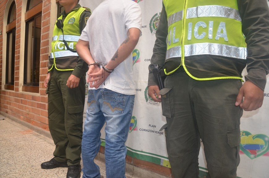 En Santo Domingo Savio capturaron a presunto cabecilla de la banda delincuencial “La Silla" 3 Foto Cortesía Meval