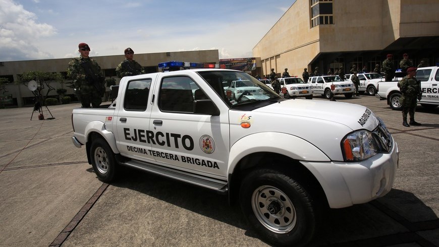 Fotos Ejrcito recibi 36 camionetas para patrullar en Bogot   Minuto30com