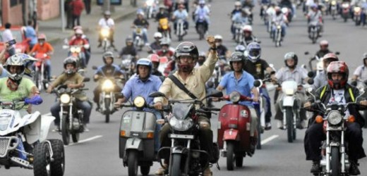Implementar el pico y placa para todo tipo de motos, ¿qué piensan los antioqueños al respecto?