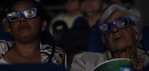 En casa nuevo salto de cine por Covid -19