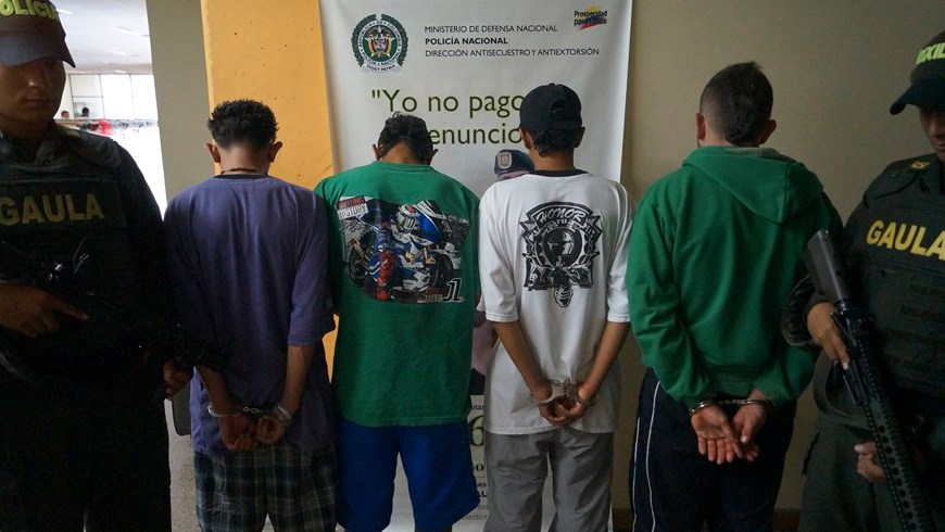 En la Comuna 13 cayeron cinco extorsionistas de la banda 'La Torre' 2 Foto: Policía Metropolitana
