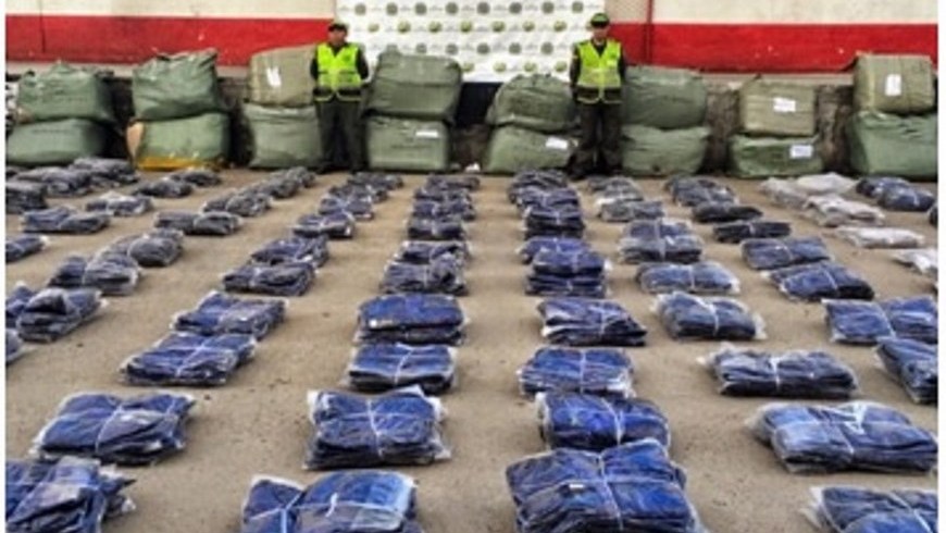 Policía decomisó 8.000 prendas de vestir de contrabando 2 Foto: Policía Fiscal y Aduanera