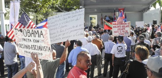 Obama desata la esperanza en Cuba y divide al exilio de Miami