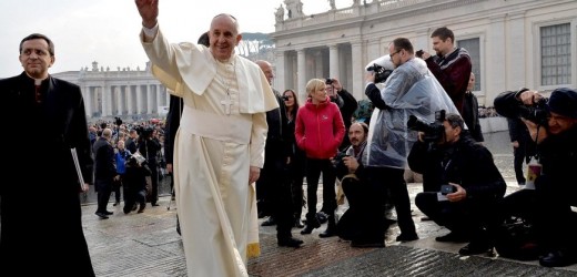 El papa desea que el sacrificio de los cristianos asegure la libertad religiosa