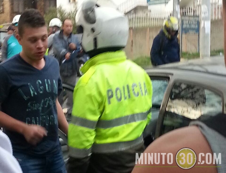 Uno de los ocupantes del Twingo, según los testigos. Foto: Cortesía