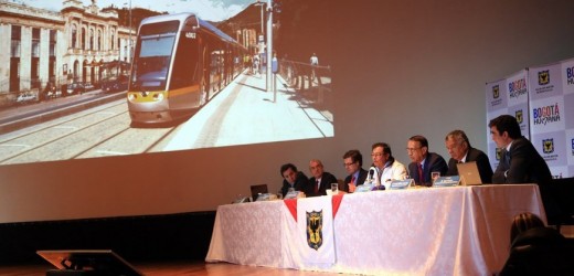 Alcalde Petro dio a conocer el proyecto del tren de cercanías