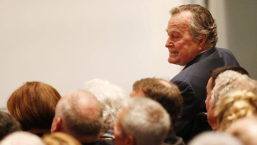 El expresidente, de 90 años, pasó este miércoles "un buen día" y su evolución "continúa muy positiva". EFE