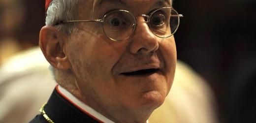 El papa nombra camarlengo al cardenal francés Jean Louis Tauran