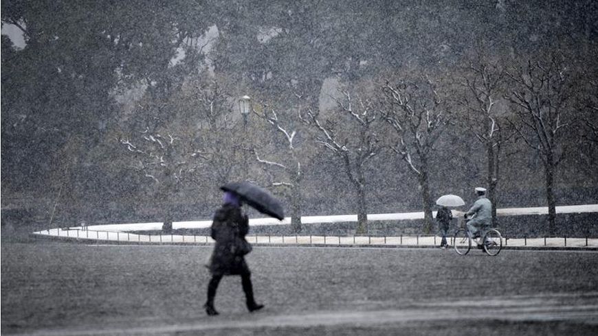 El fuerte temporal de nieve que está golpeando el norte de Japón ha provocado la muerte de al menos tres personas