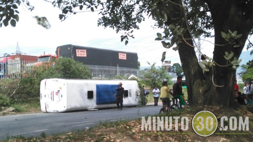 ACCIDENTE LA REGIONAL (2)