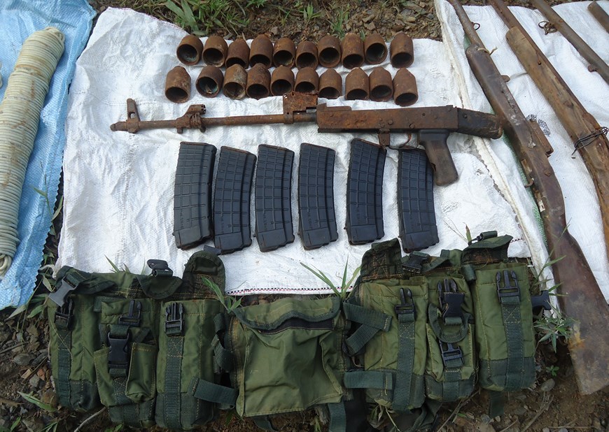 Policía y Ejército encontraron una caleta con armas y explosivos de las Farc 2 Foto: Policía Antioquia