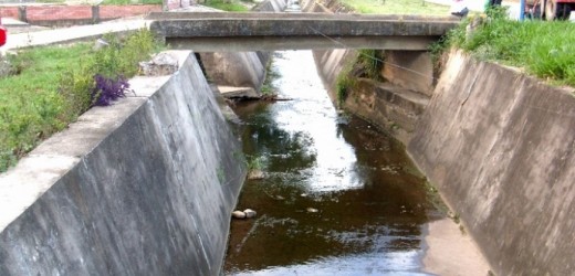 Habitantes de calle que habitan en canales de Bogotá serán recuperadores ambientales