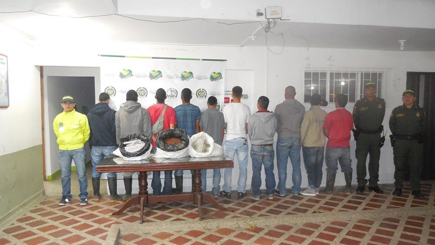 En una mina ilegal de Amalfi capturaron a diez personas 2 Foto: Policía Antioquia