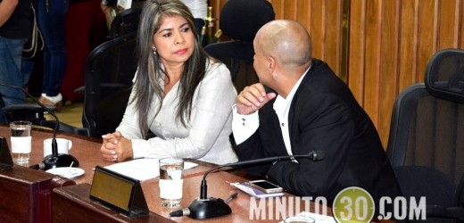 Por ‘ética’, la Diputada con medida de casa por cárcel se aparta temporalmente de la Comisión de Ética de la Asamblea