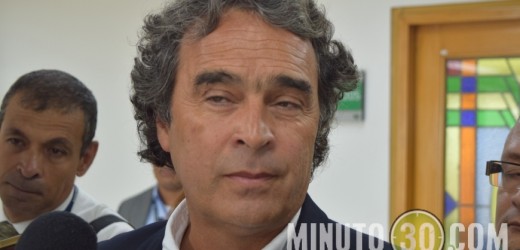 Posible cese bilateral al fuego es un hecho crucial: Fajardo