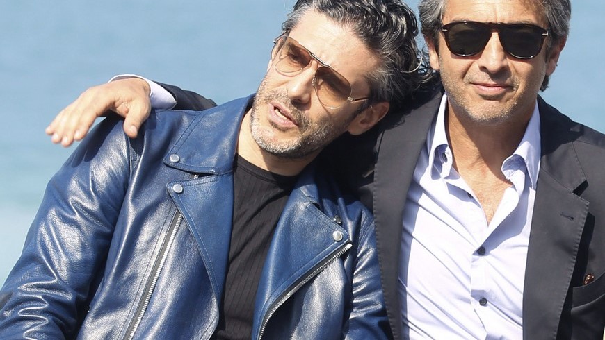 Los actores, Ricardo Darín (d), y Leonardo Sbaraglia (i), posan tras presentar su película "Relatos salvajes", en el marco de la 62 edición del Festival Internacional de Cine de San Sebastián. EFE/Archivo