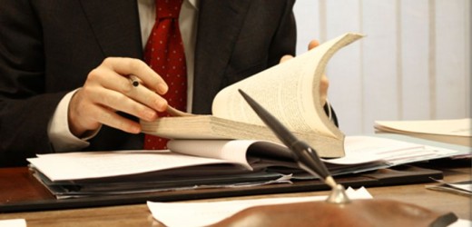 La Unidad de Mantenimiento Vial de Bogotá requiere Abogados. Requisitos