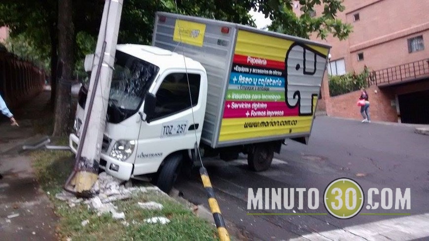 accidente furgon el poblado 2