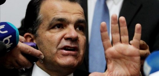 “El partido sigue adelante con su consulta interna y votarán quienes fueron carnetizados”: Óscar Iván Zuluaga, Presidente Centro Democrático