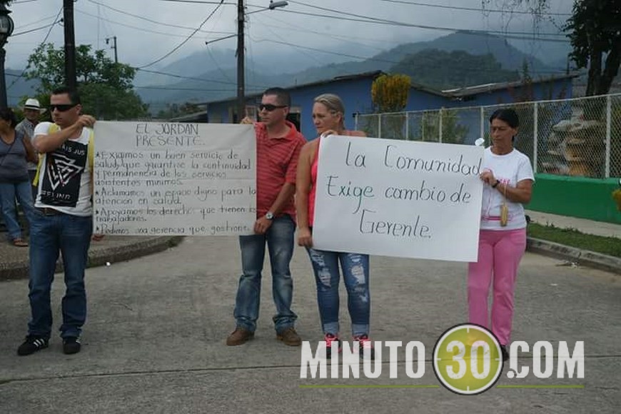 protesta en hospital san carlos (1)(1)