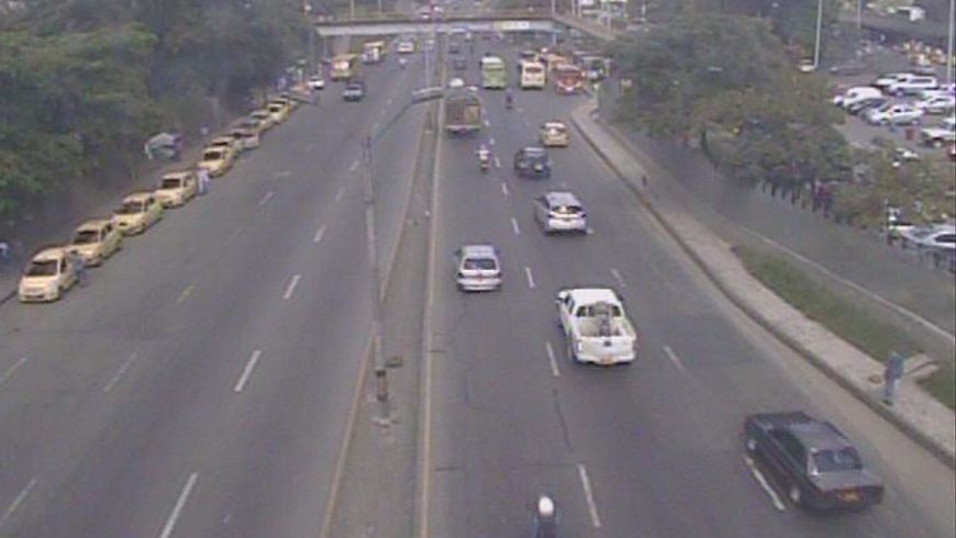 Autopista Norte a la altura de la Terminal