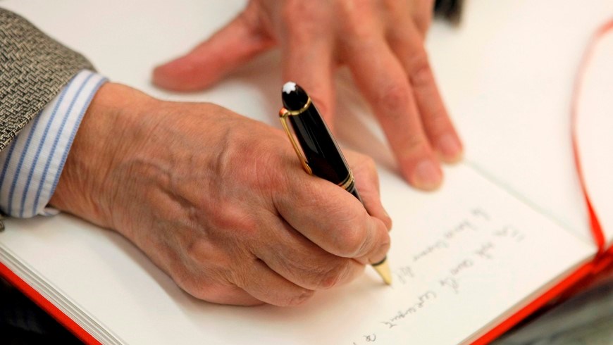 Los viceministros ratificaron también la decisión de sus gobiernos de combatir el tráfico de sustancias químicas, de armas, la trata de personas y la minería ilegal, entre otros, señaló un comunicado del Ministerio de Defensa de Colombia. EFE/archivo