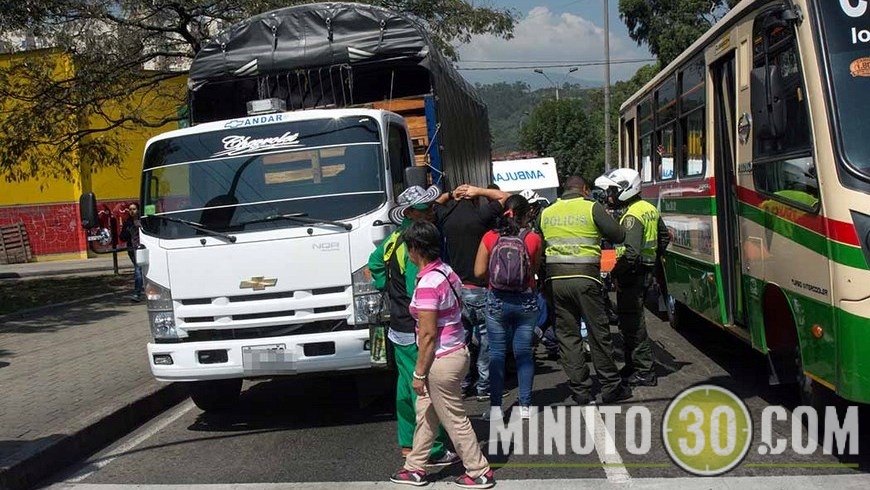 ACCIDENTE EN LA U DE A (1)
