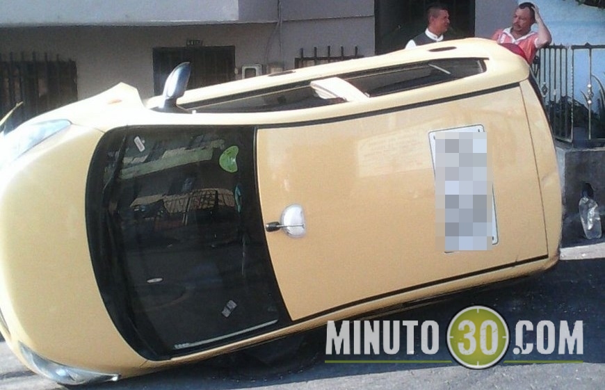 ACCIDENTE TAXI LA MARUCHENGA (3)